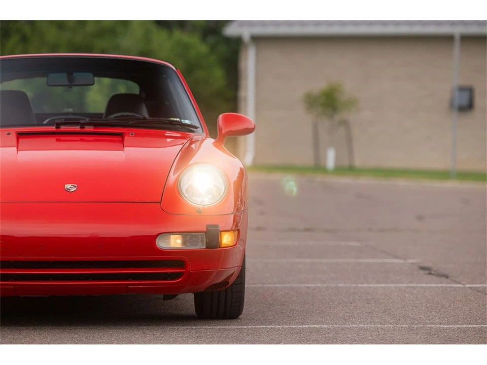 1995 Porsche 993 Carrera - Image 15 of 31