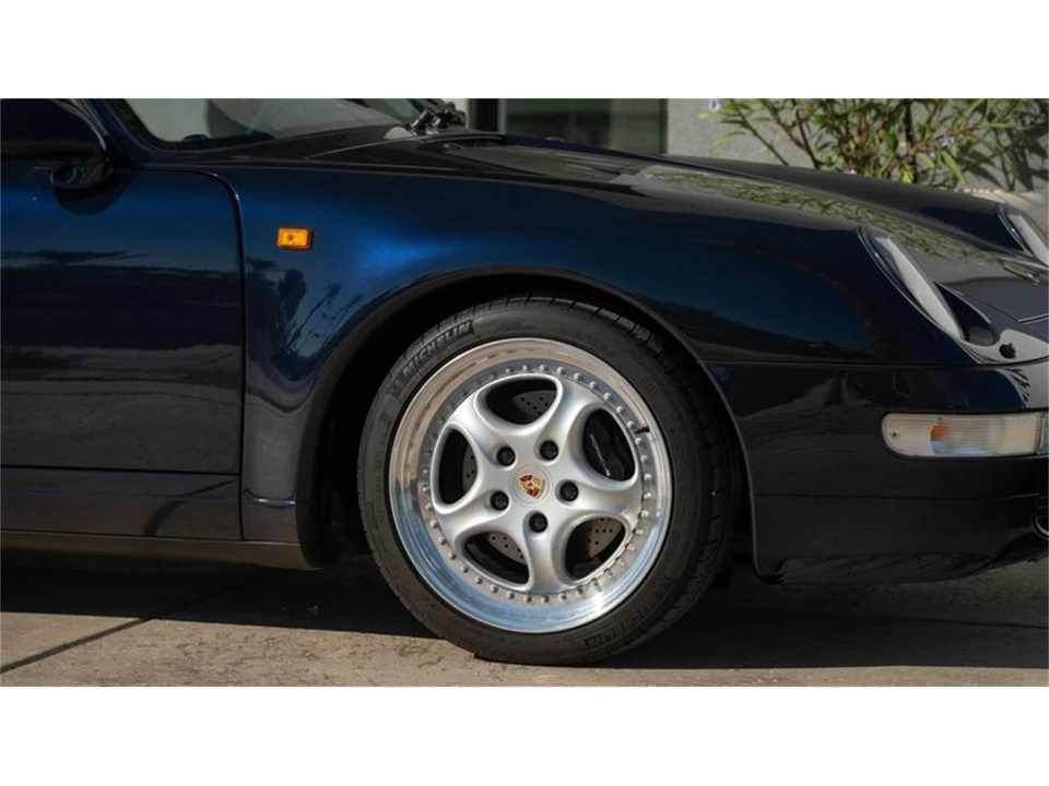 1995 Porsche 993 Carrera - Image 24 of 31