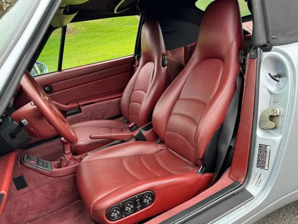 1995 Porsche 993 Carrera 4 - Image 11 of 19