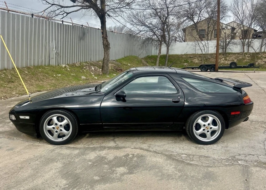 1995 Porsche 928 GTS - Image 2 of 12