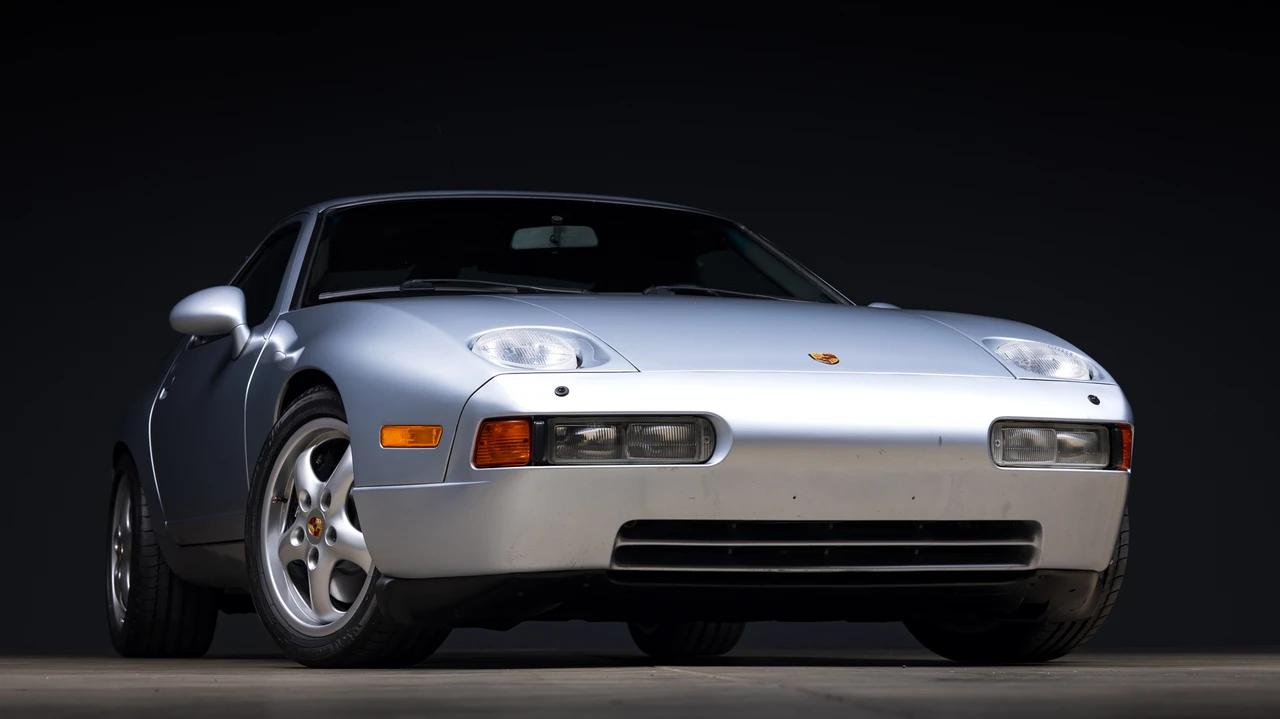1995 Porsche 928 GTS - Image 10 of 31