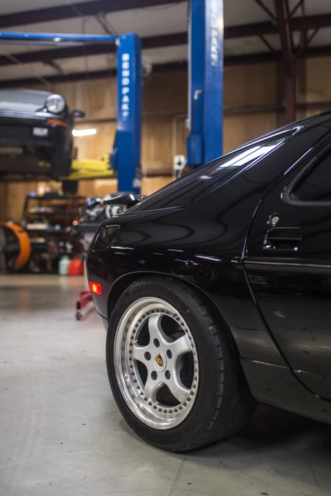 1995 Porsche 928 GTS - Image 24 of 31