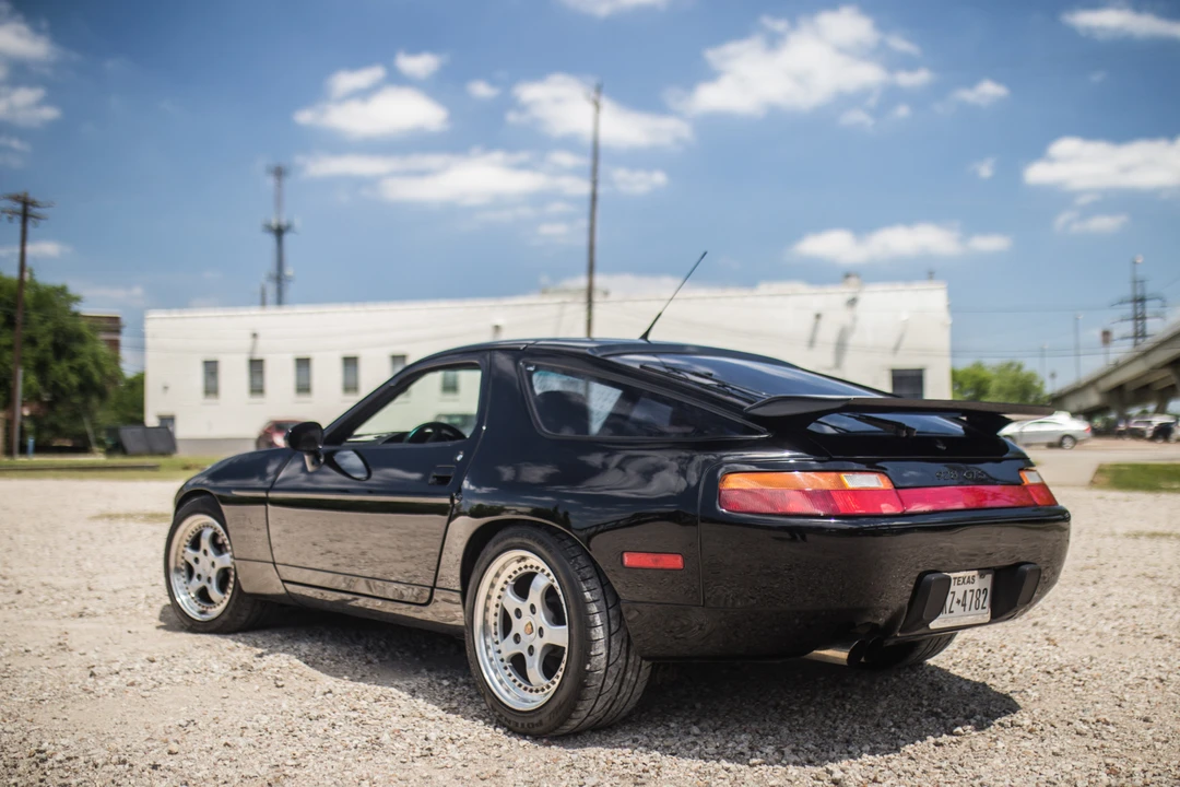 1995 Porsche 928 GTS - Image 2 of 31