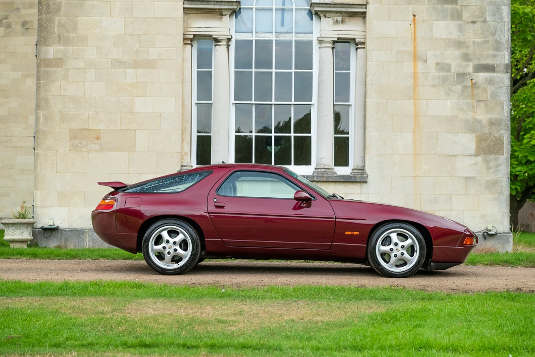 1995 Porsche 928 GTS - Image 10 of 31