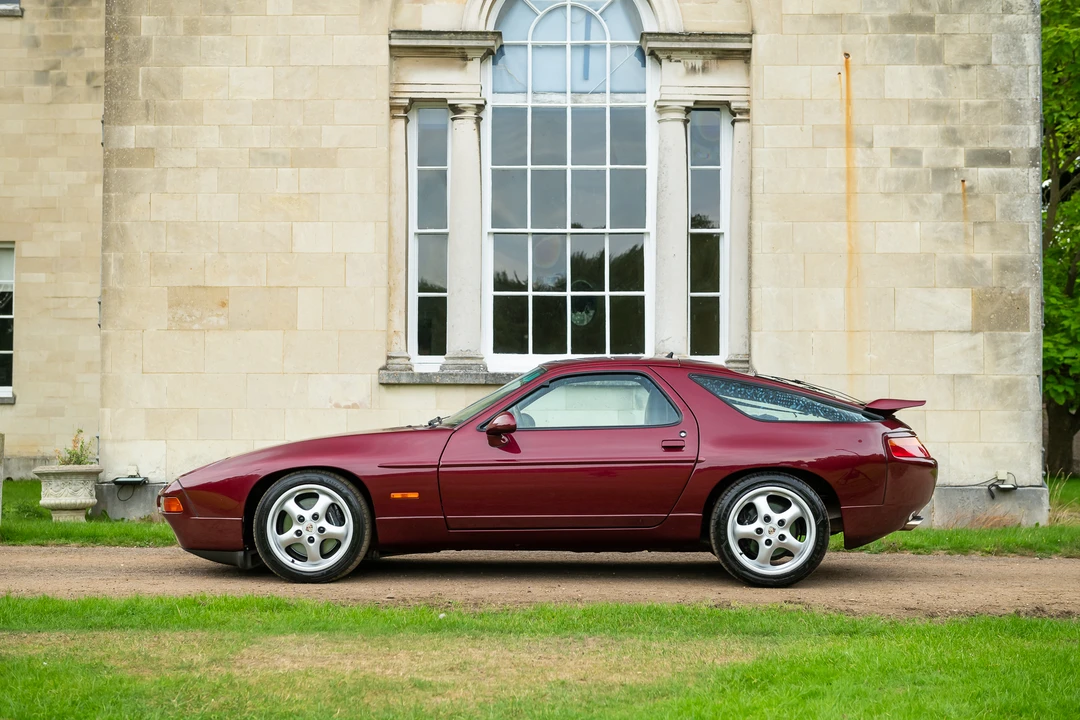 1995 Porsche 928 GTS - Image 11 of 31