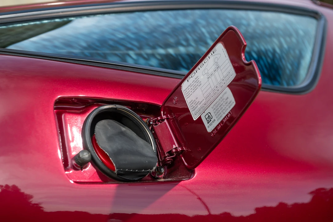 1995 Porsche 928 GTS - Image 30 of 31