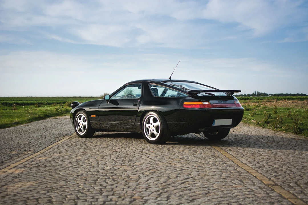 1995 Porsche 928 GTS - Image 8 of 31