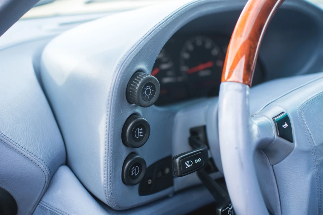 1995 Porsche 928 GTS - Image 23 of 31