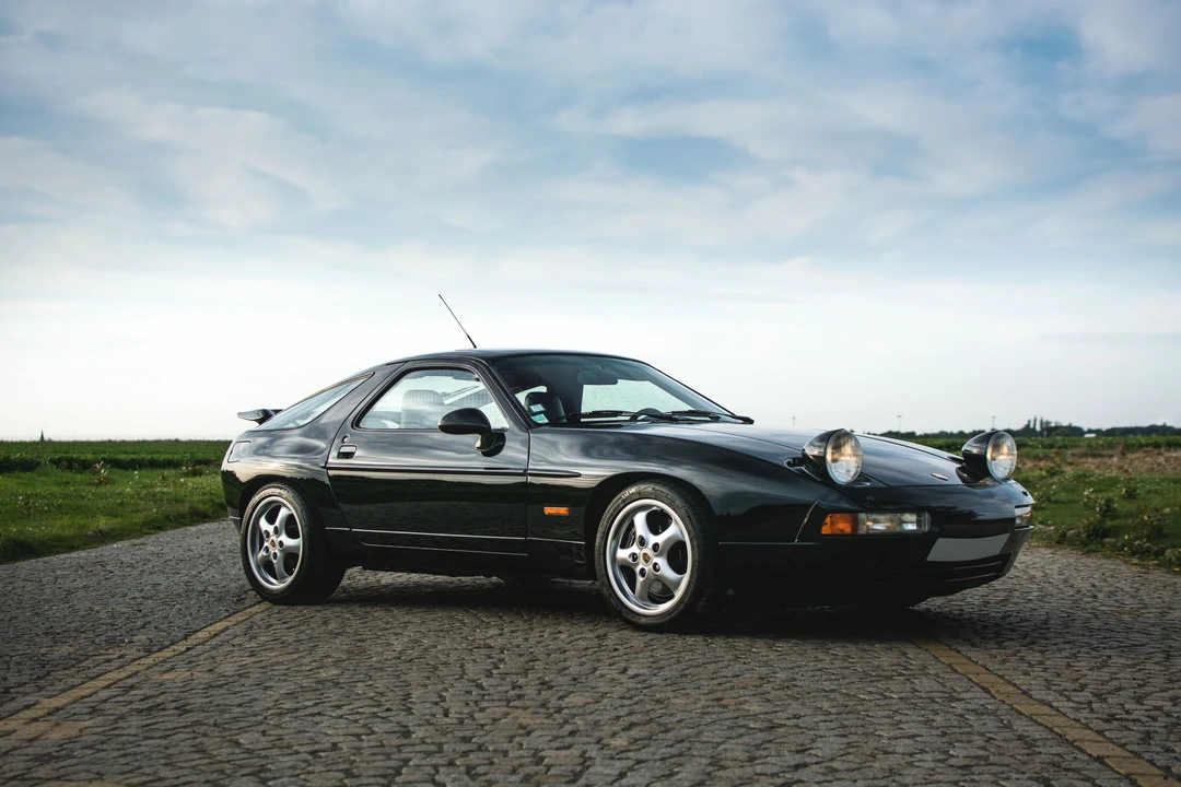 1995 Porsche 928 GTS - Image 2 of 31