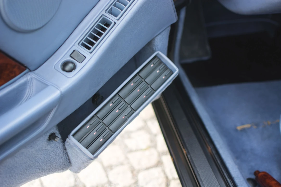 1995 Porsche 928 GTS - Image 29 of 31