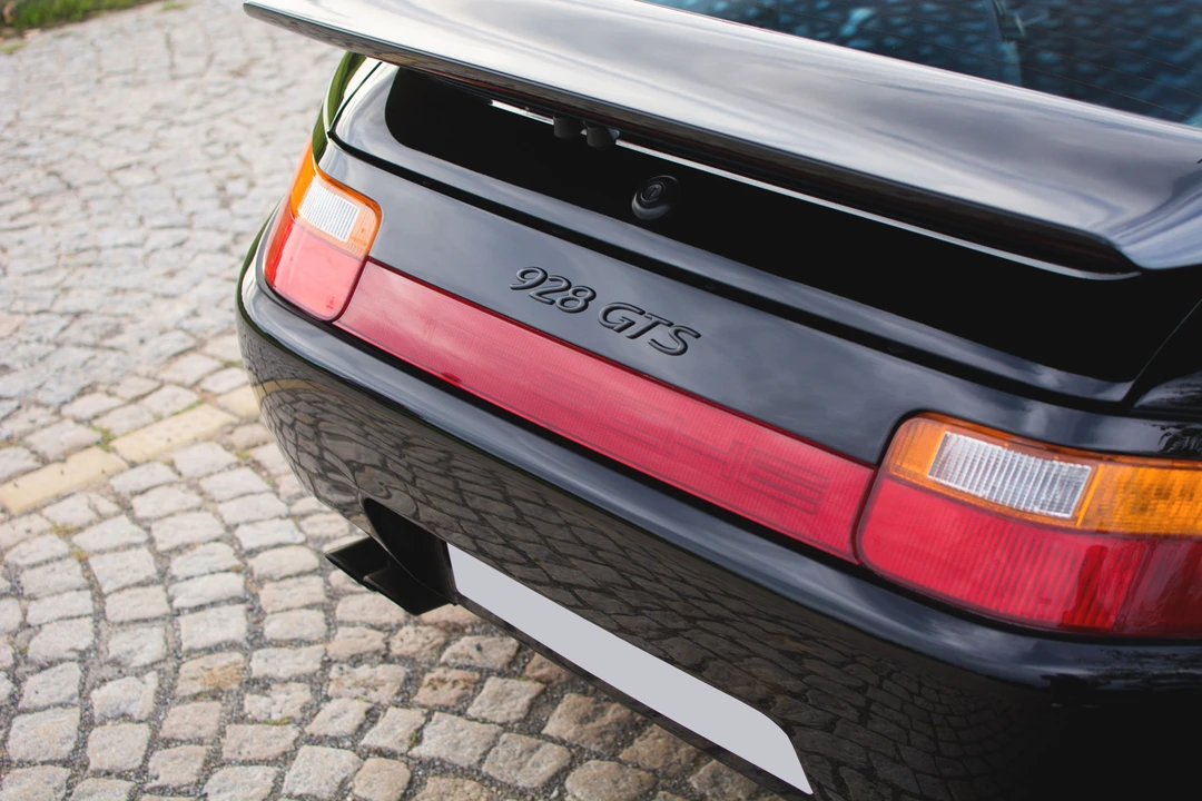 1995 Porsche 928 GTS - Image 10 of 31