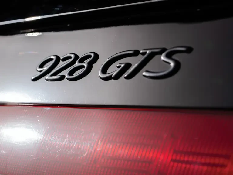 1995 Porsche 928 GTS - Image 8 of 24