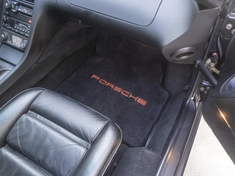1995 Porsche 928 GTS - Image 24 of 31