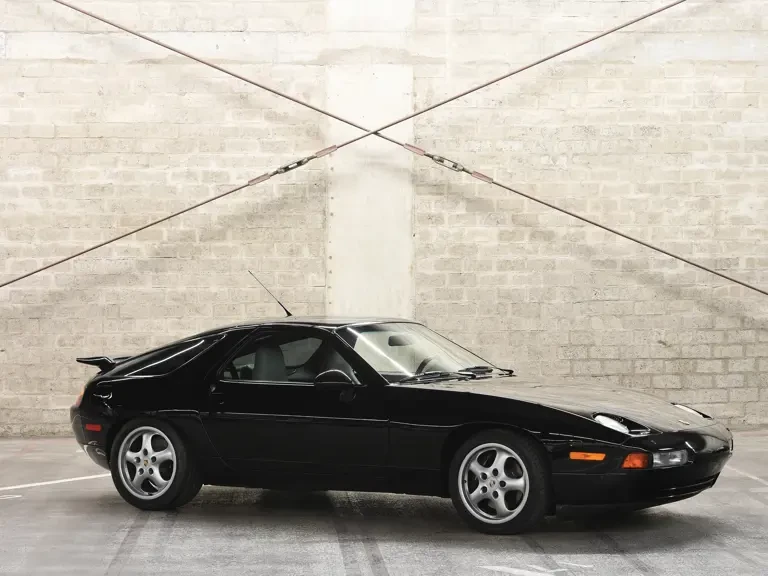 1995 Porsche 928 GTS - Image 2 of 13