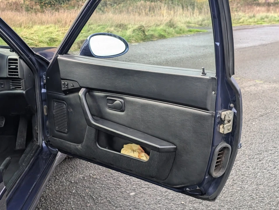 1995 Porsche 968 - Image 17 of 30