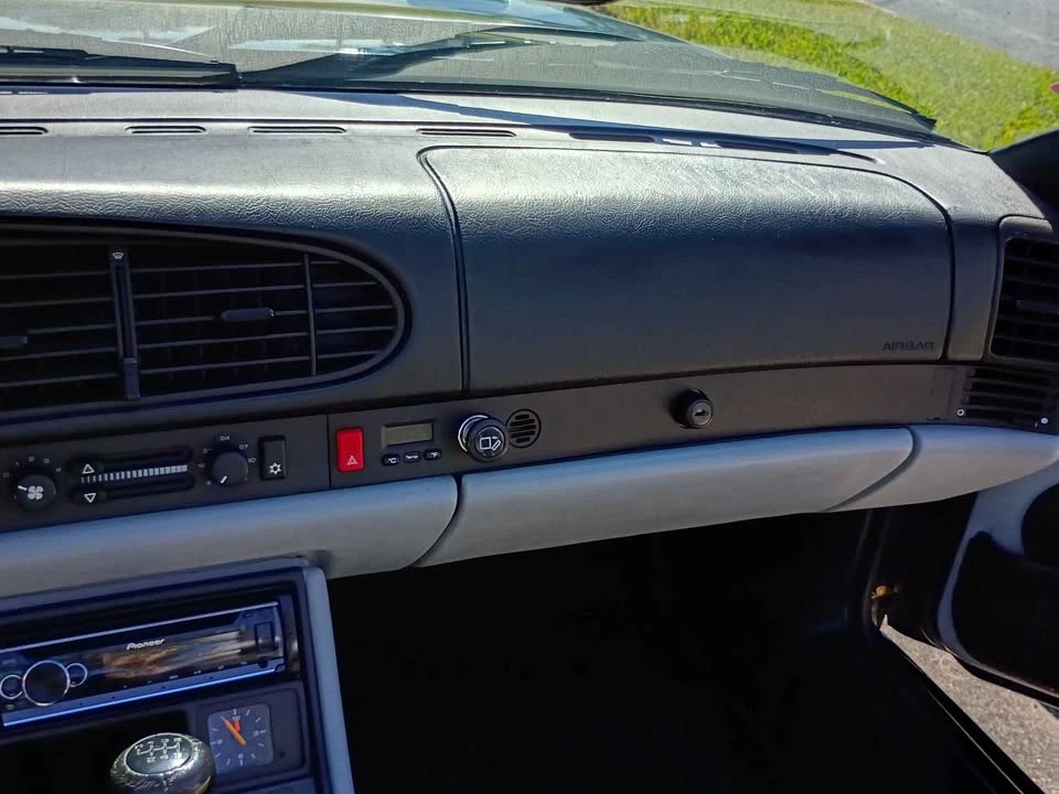 1995 Porsche 968 - Image 11 of 16