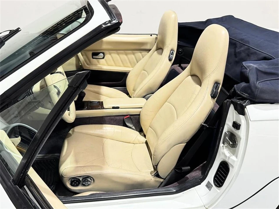 1995 Porsche 968 - Image 7 of 31