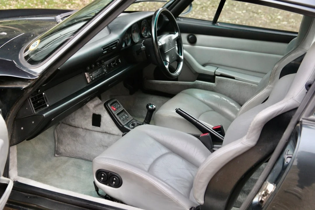 1995 Porsche 993 Carrera - Image 29 of 30