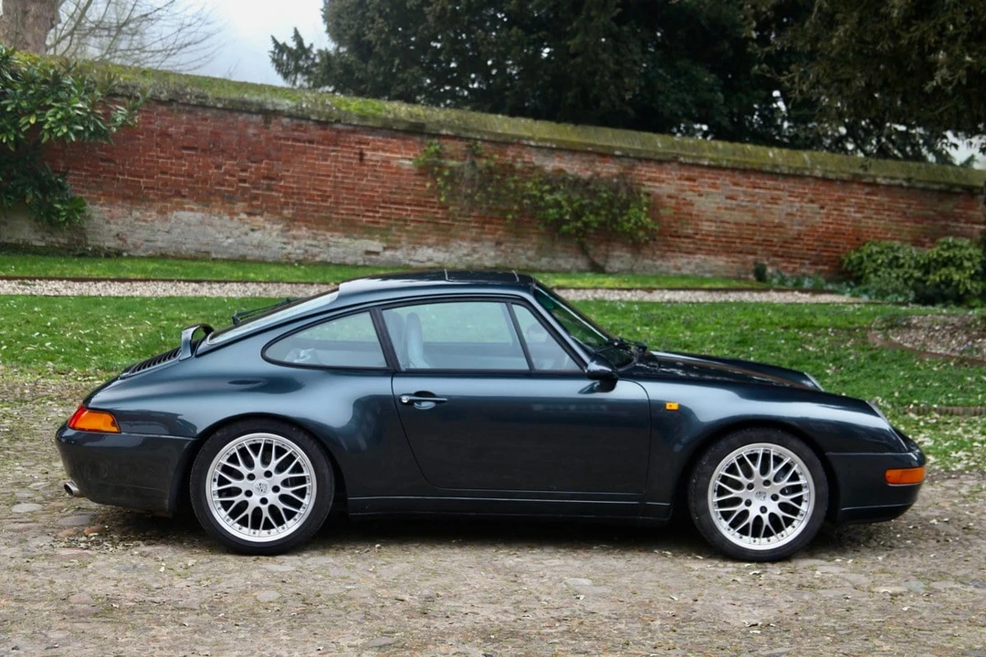 1995 Porsche 993 Carrera - Image 9 of 30