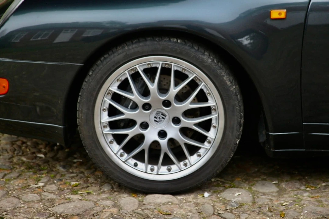 1995 Porsche 993 Carrera - Image 15 of 30