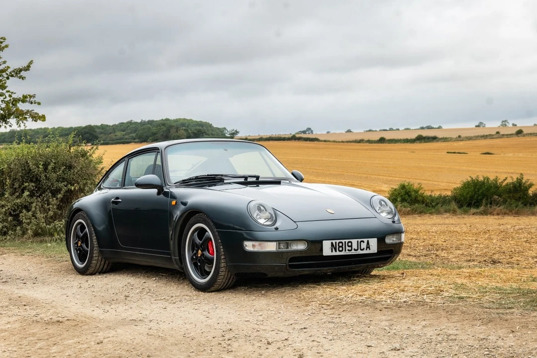 1995 Porsche 993 Carrera 4 - Image 28 of 30