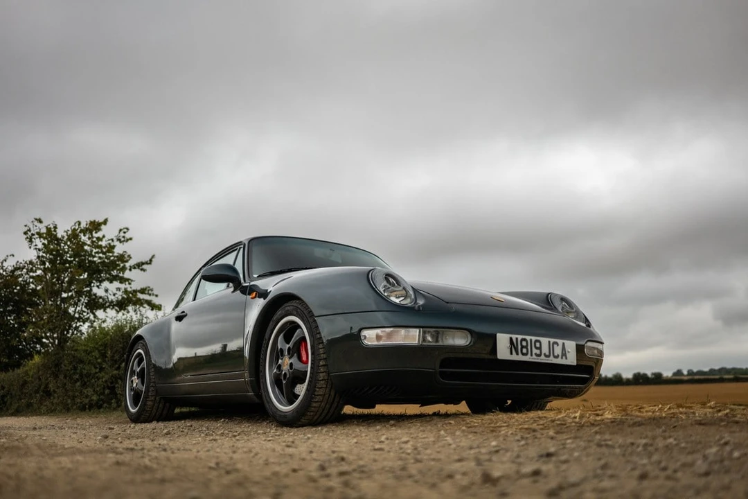 1995 Porsche 993 Carrera 4 - Image 20 of 30