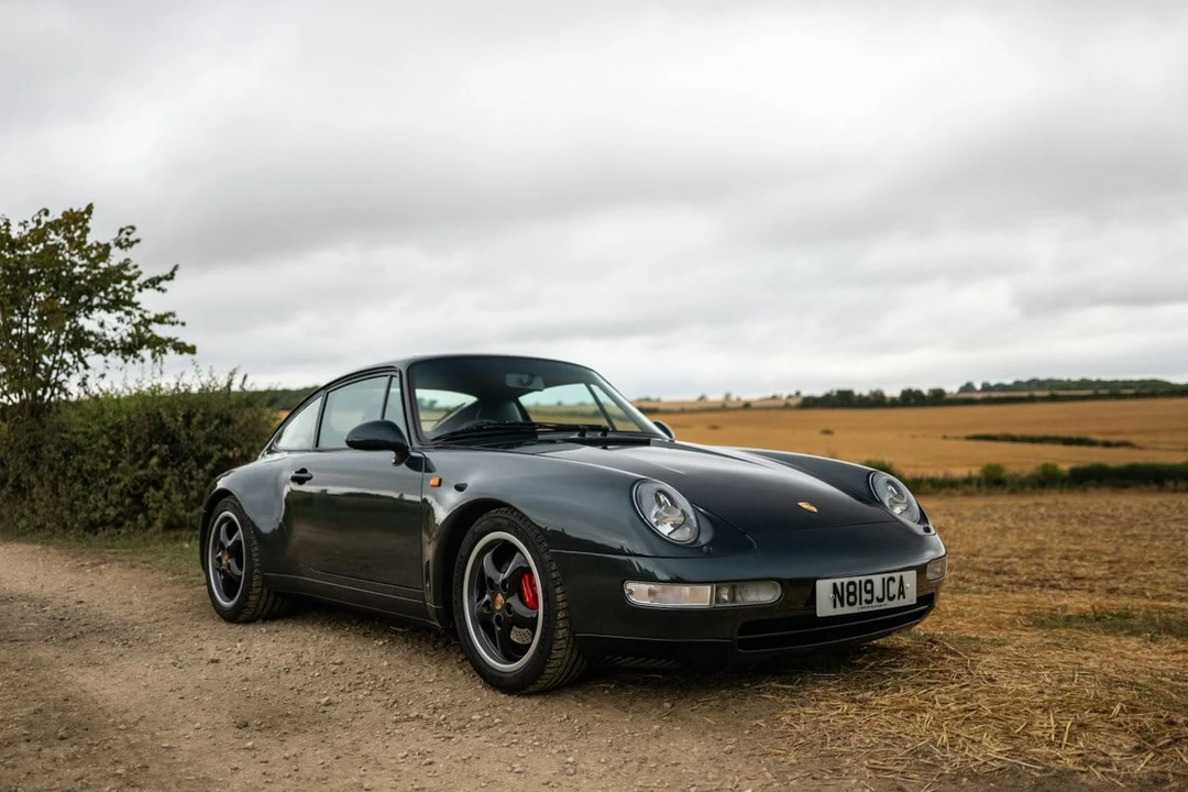 1995 Porsche 993 Carrera 4 - Image 21 of 30