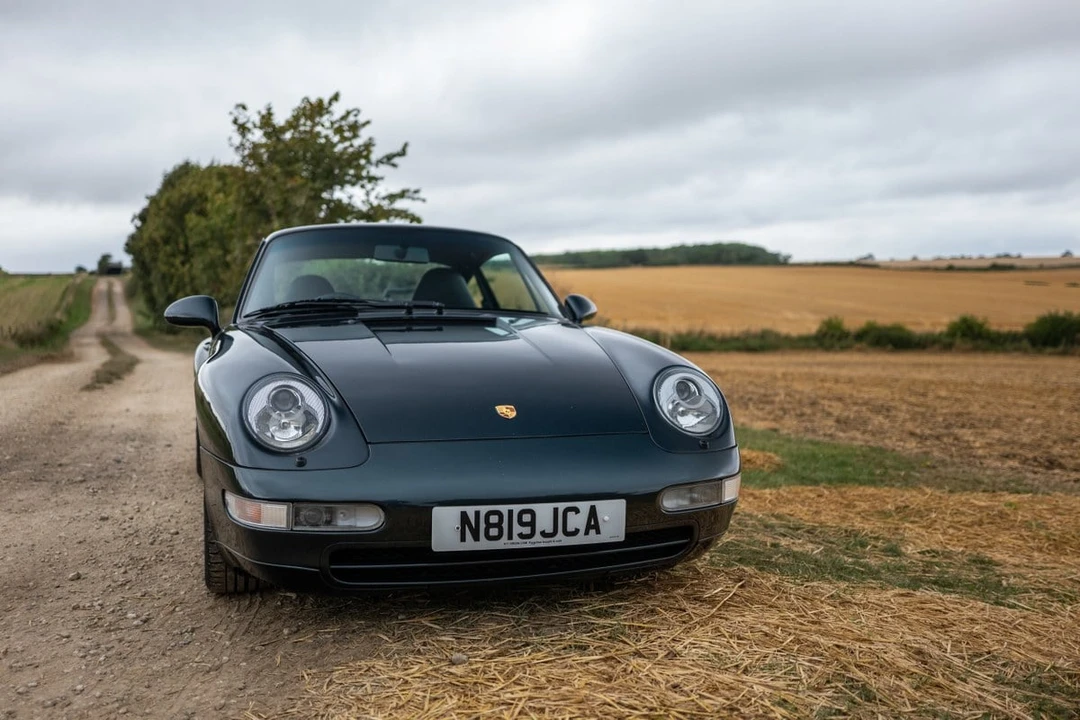 1995 Porsche 993 Carrera 4 - Image 19 of 30