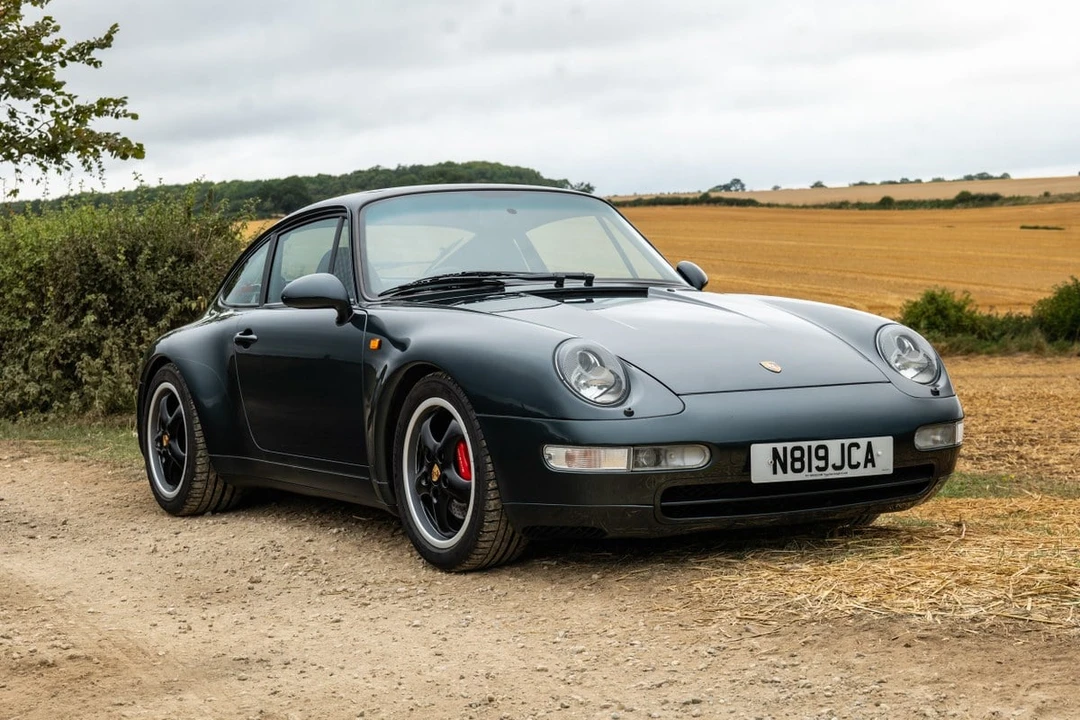 1995 Porsche 993 Carrera 4 - Image 27 of 30