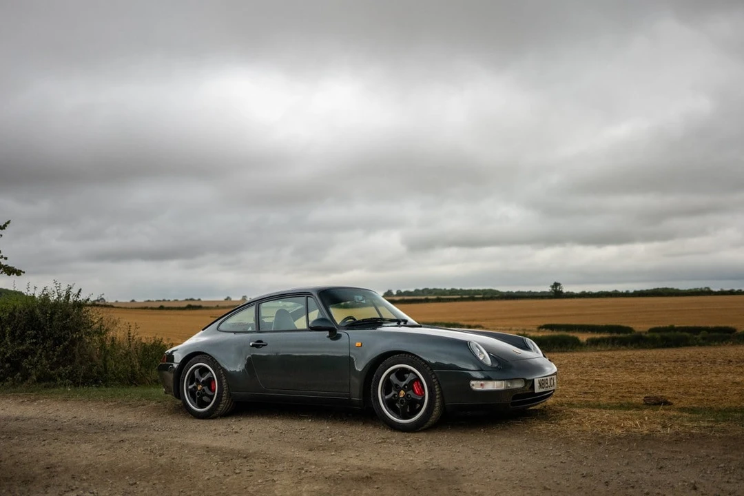 1995 Porsche 993 Carrera 4 - Image 22 of 30