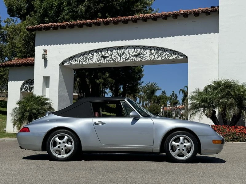 1995 Porsche 993 Carrera 4 - Image 6 of 19