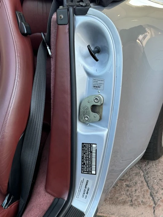 1995 Porsche 993 Carrera 4 - Image 18 of 19