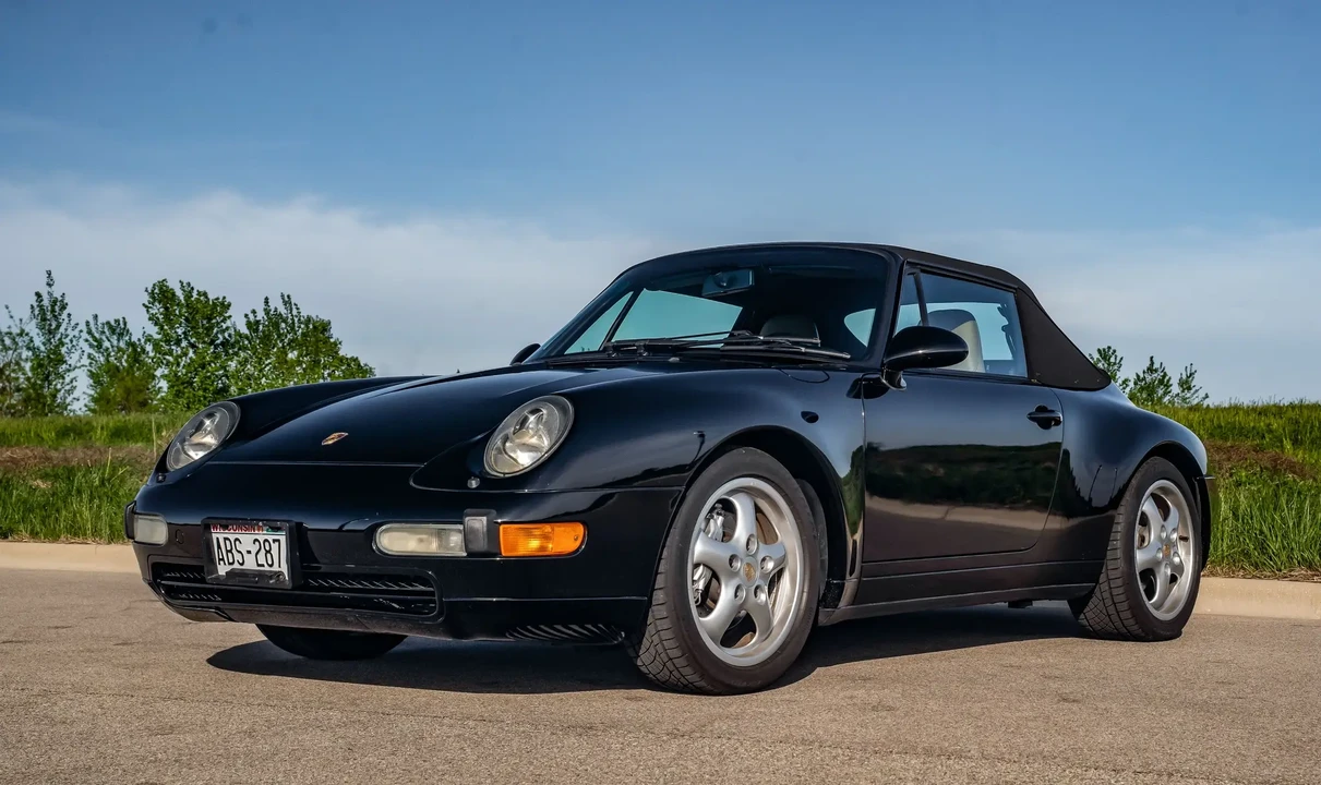 1995 Porsche 993 Carrera 4 - Image 2 of 6