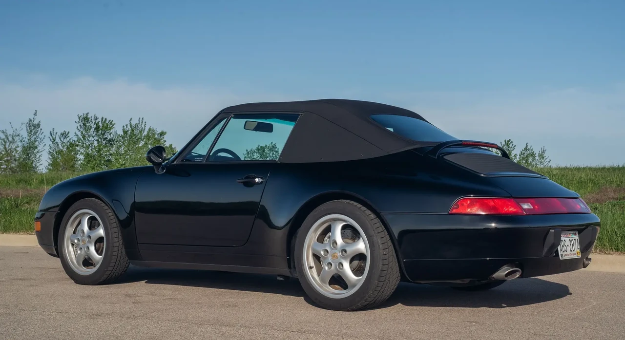 1995 Porsche 993 Carrera 4 - Image 4 of 6