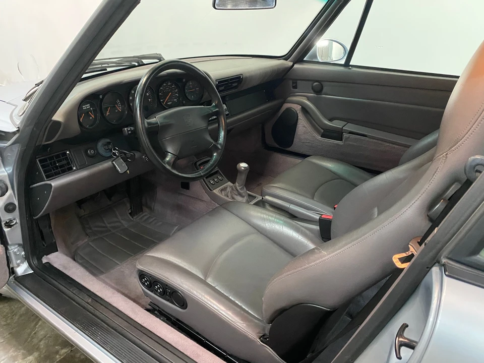 1995 Porsche 993 Carrera 4 - Image 18 of 21