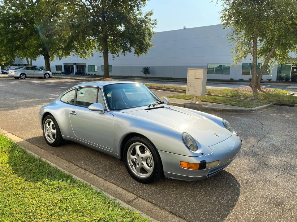 1995 Porsche 993 Carrera 4 - Image 3 of 21