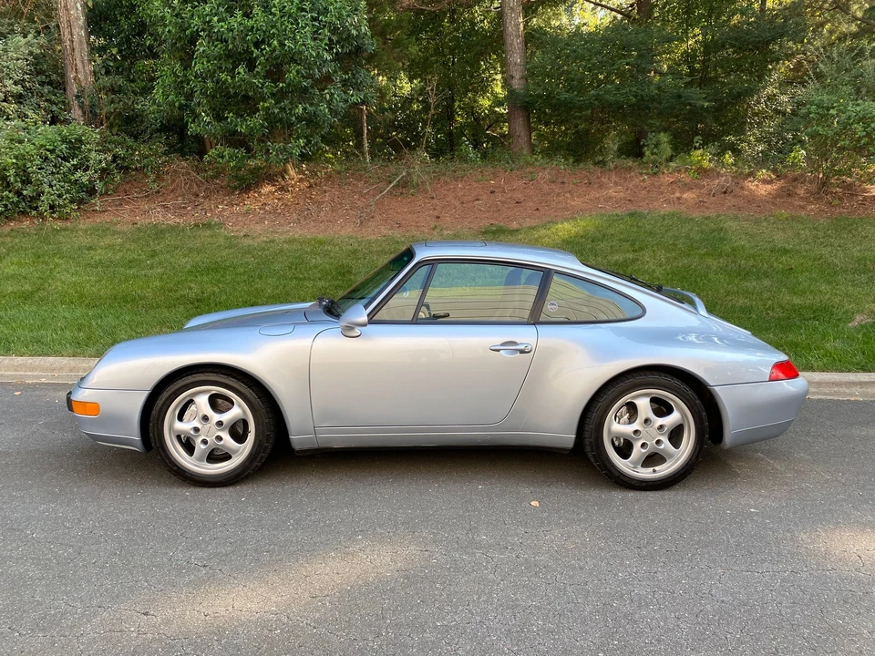 1995 Porsche 993 Carrera 4 - Image 7 of 21