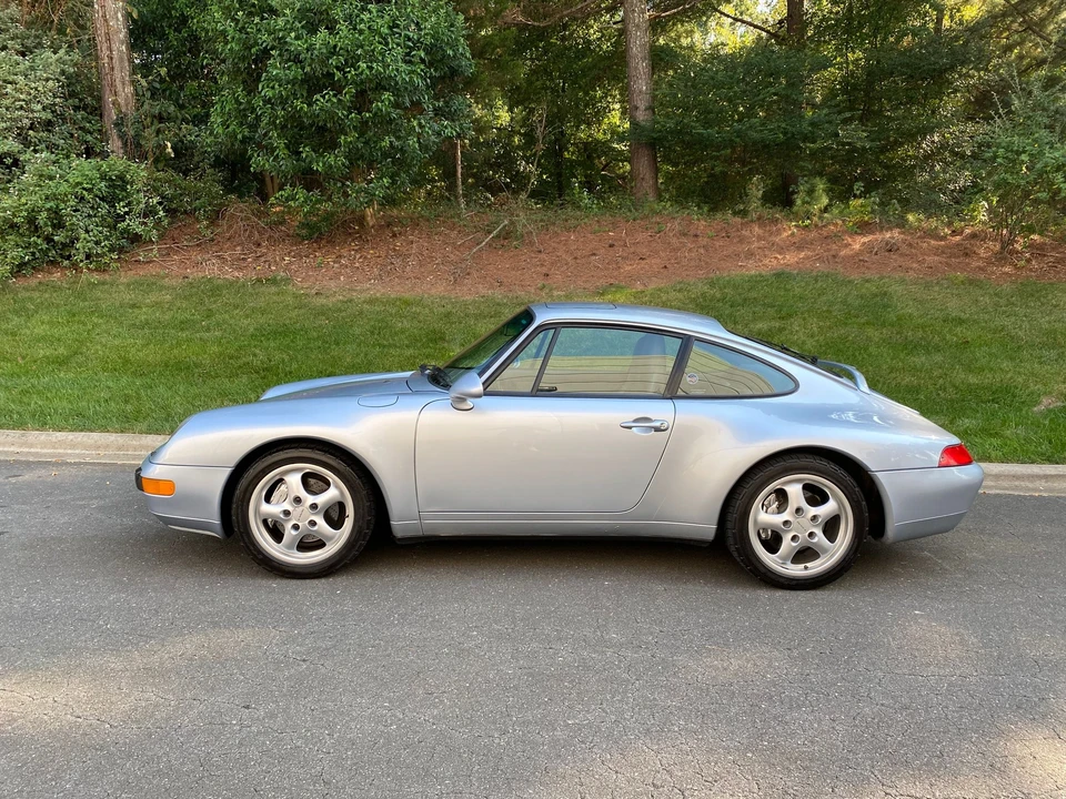 1995 Porsche 993 Carrera 4 - Image 4 of 21