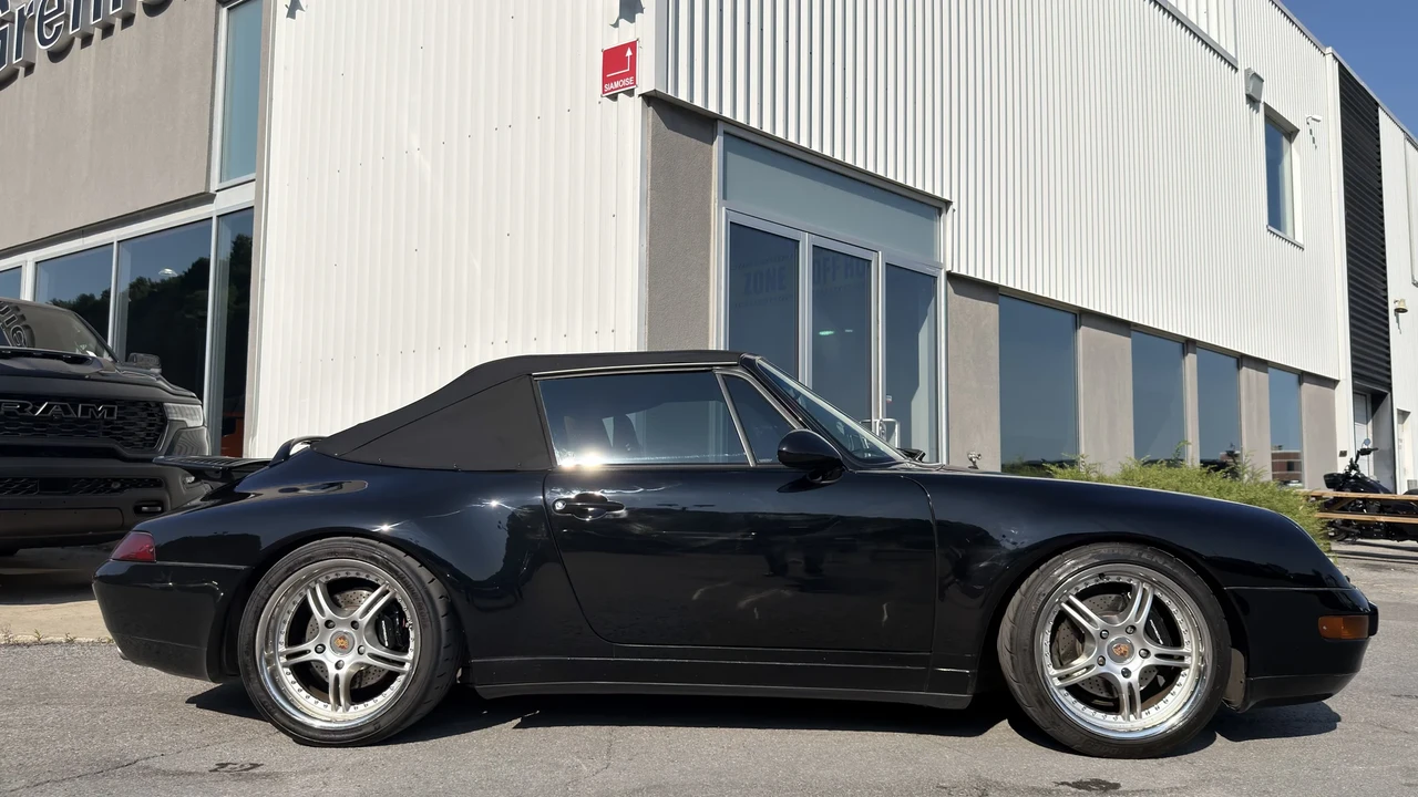 1995 Porsche 993 Carrera - Image 13 of 31