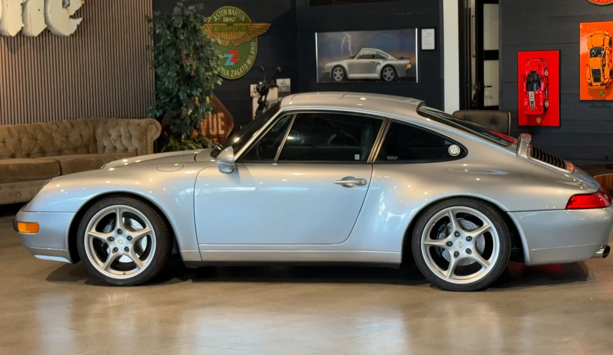 1995 Porsche 993 Carrera - Image 6 of 31