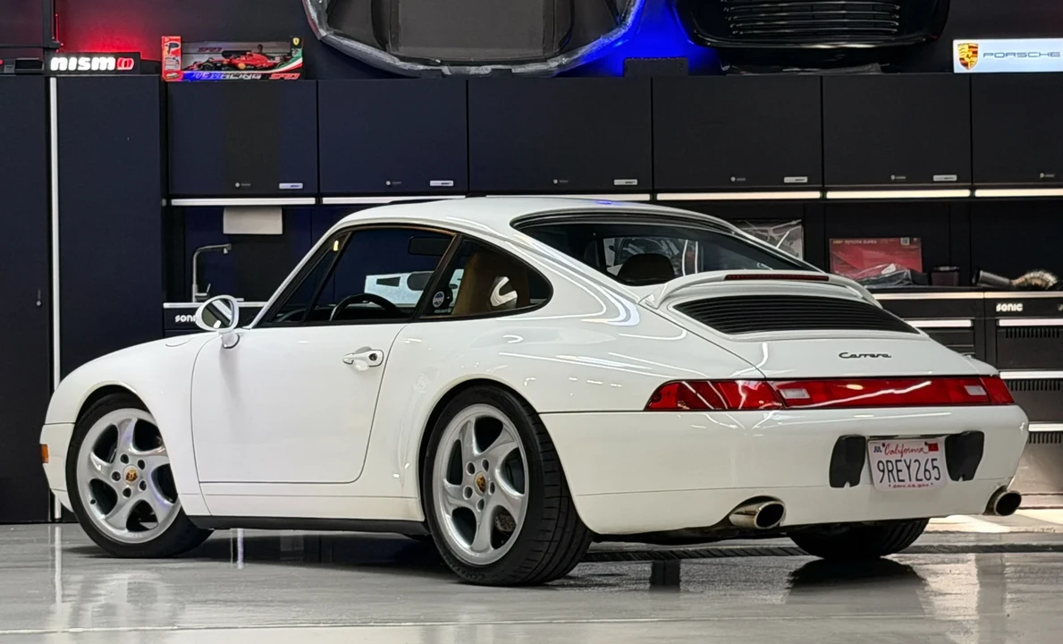 1995 Porsche 993 Carrera - Image 24 of 31