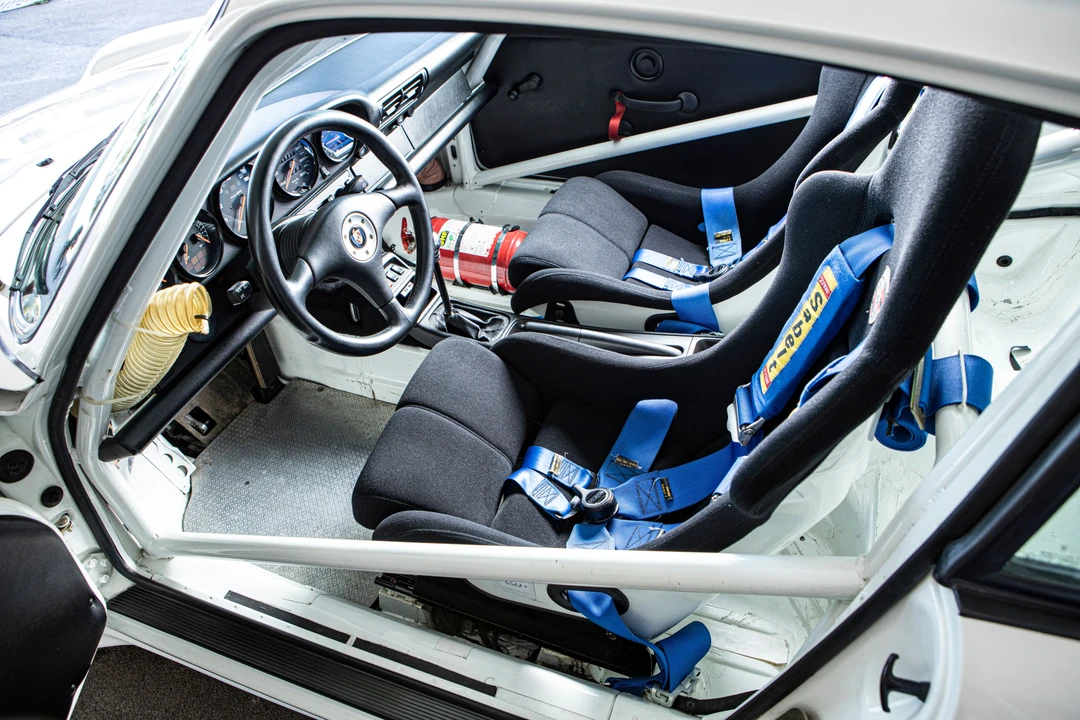 1995 Porsche 911 - Image 12 of 29