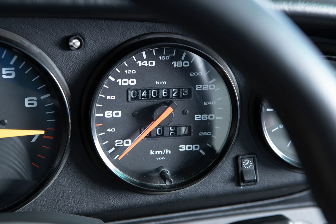 1995 Porsche 911 - Image 15 of 29