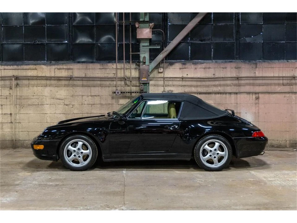 1995 Porsche 993 Carrera - Image 2 of 31