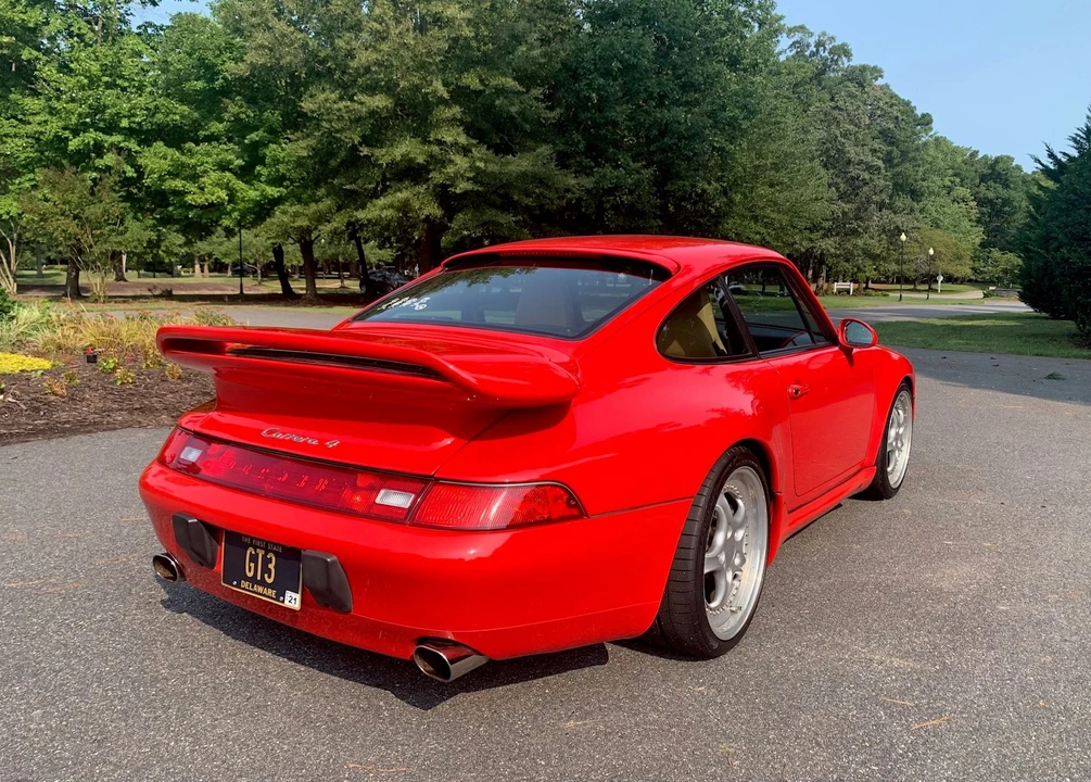 1995 Porsche 993 Carrera 4 - Image 9 of 23