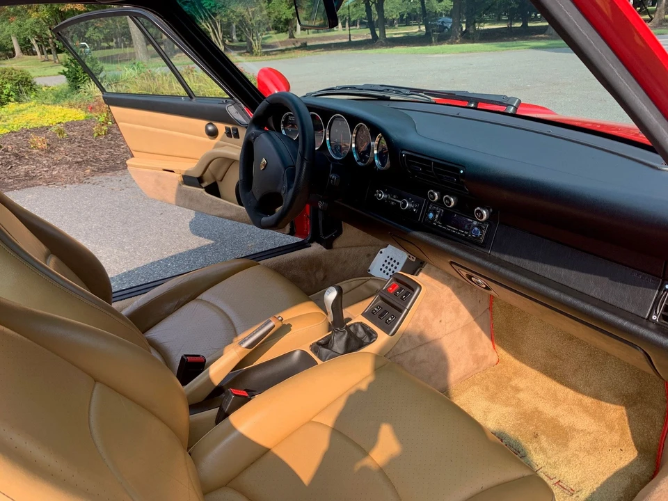 1995 Porsche 993 Carrera 4 - Image 13 of 23