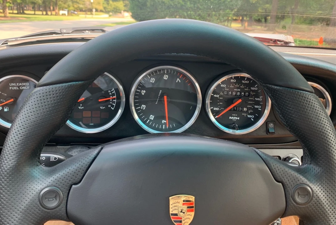 1995 Porsche 993 Carrera 4 - Image 16 of 23