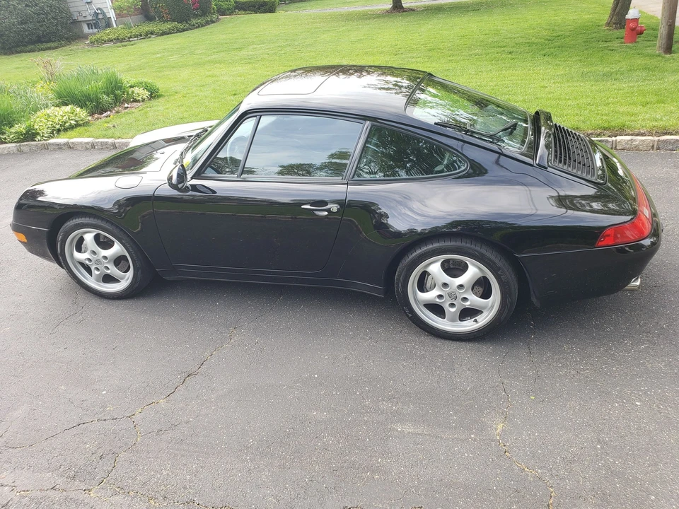 1995 Porsche 993 Carrera 4 - Image 7 of 10