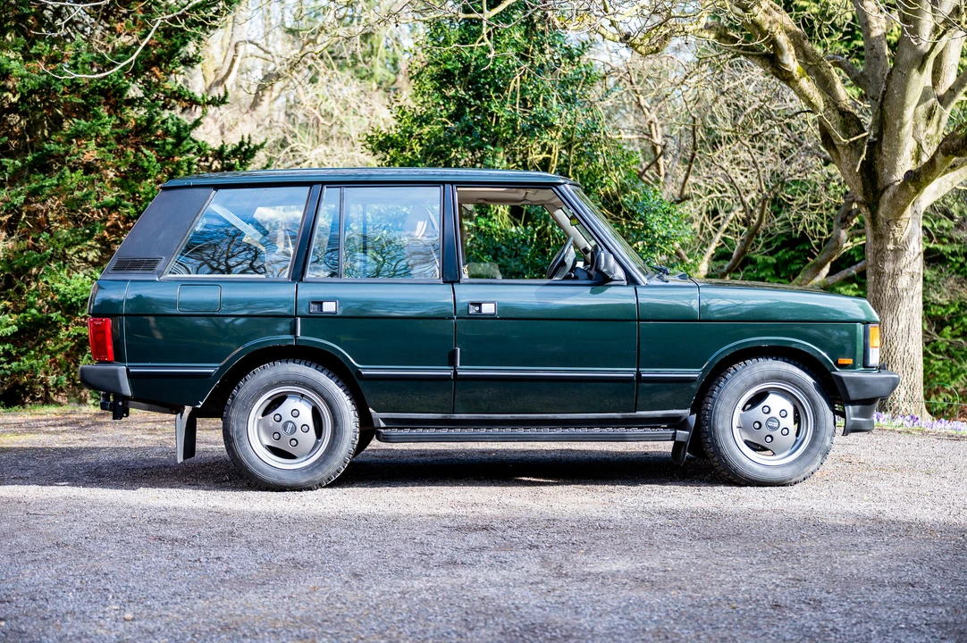 1995 Land Rover Range Rover Classic - Image 13 of 31
