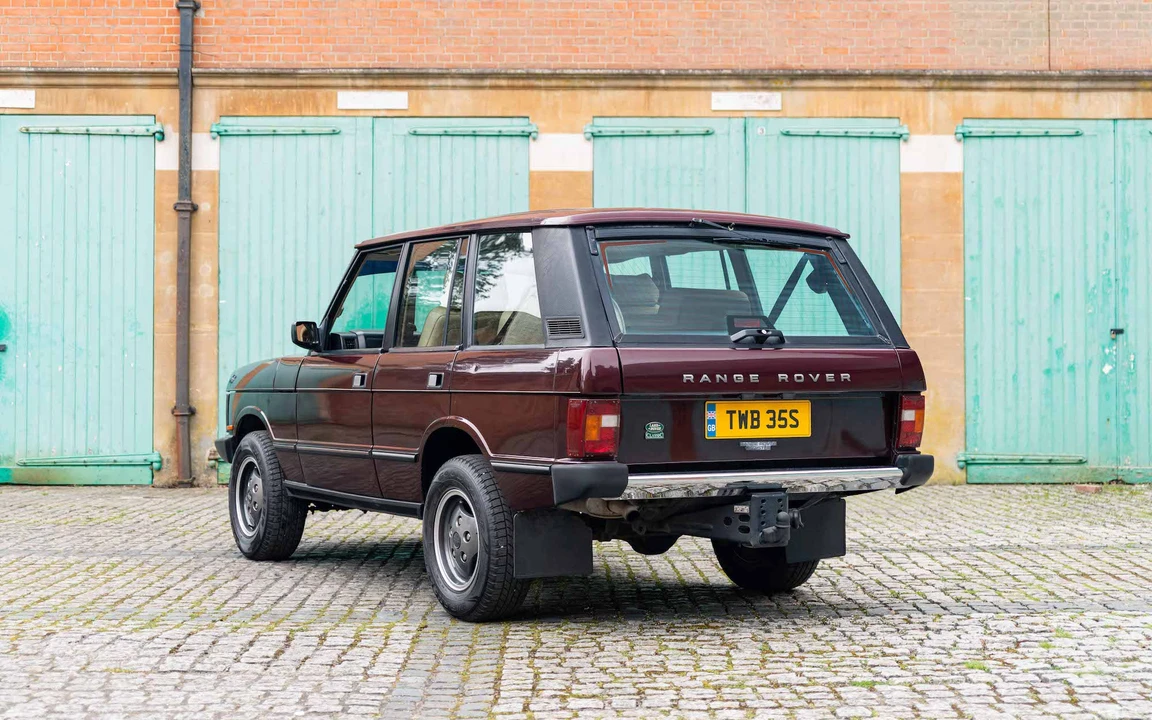1995 Land Rover Range Rover Classic - Image 9 of 31